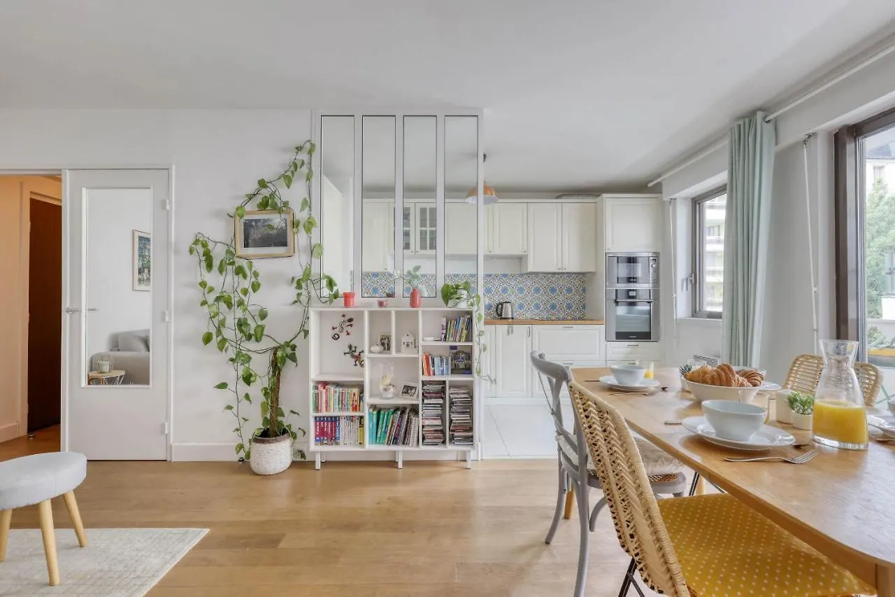 Bright & Sweet 2 Brds Flat With Balcony - Paris 12 Apartment