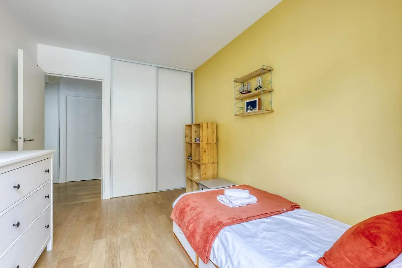 Bright & Sweet 2 Brds Flat With Balcony - Paris 12 Apartment