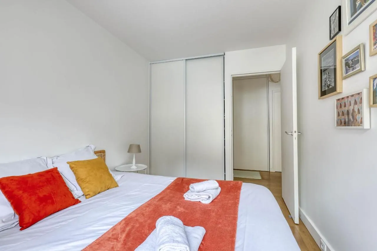 Bright & Sweet 2 Brds Flat With Balcony - Paris 12 Apartment